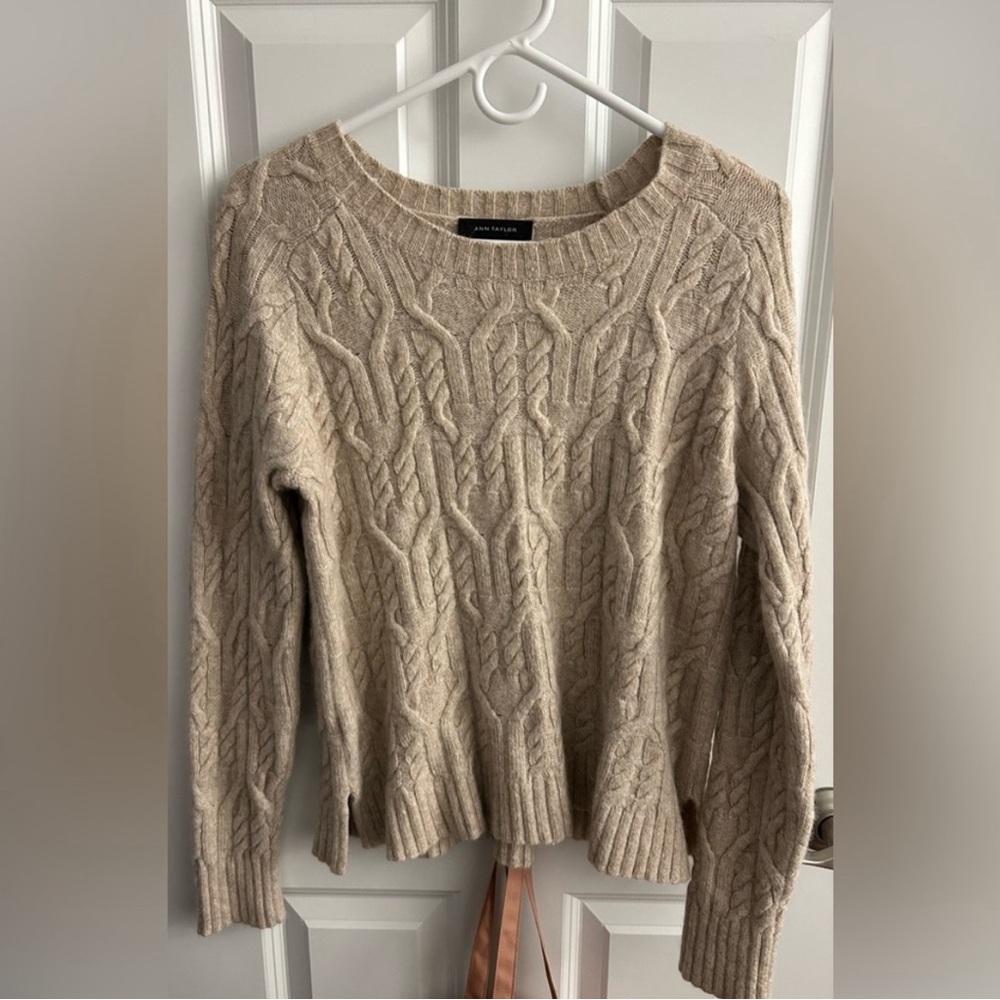 Ann Taylor Tan Crew Neck Cable Knit Sweater